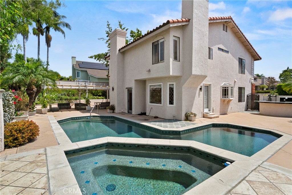 Laguna Hills, California, 92653, United States, 4 Bedrooms Bedrooms, ,3 BathroomsBathrooms,Residential,Active,1986896