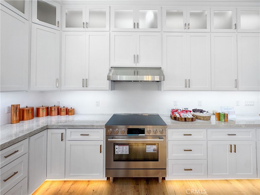 Temecula, California, 92591, United States, 3 Bedrooms Bedrooms, ,3 BathroomsBathrooms,Residential,Active,1711275