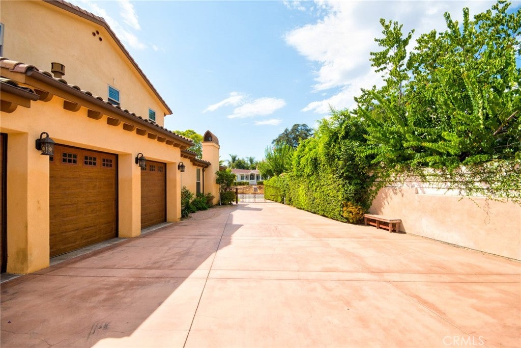 Alhambra, California, 91801, United States, 4 Bedrooms Bedrooms, ,4 BathroomsBathrooms,Residential,Active,1934800