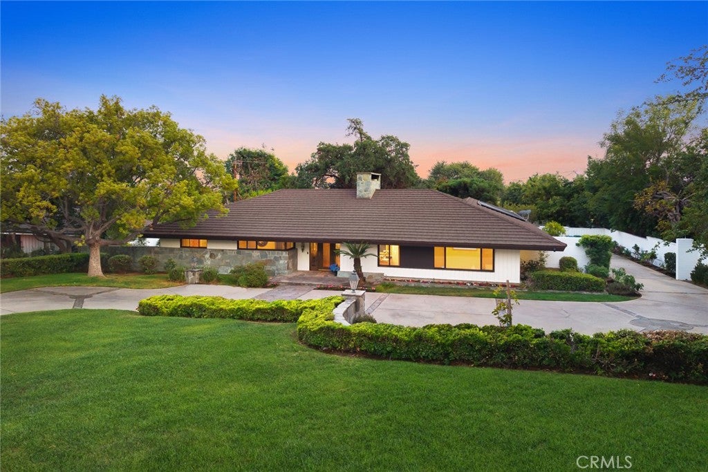Arcadia, California, 91006, United States, 4 Bedrooms Bedrooms, ,3 BathroomsBathrooms,Residential,Active,1914781