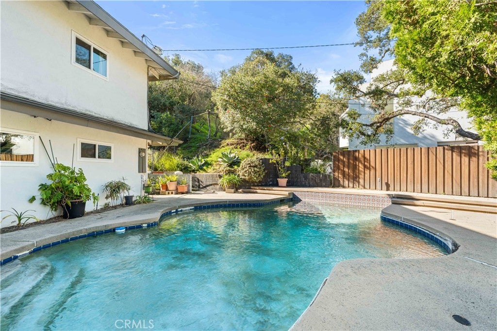 Studio City, California, 91604, United States, 5 Bedrooms Bedrooms, ,4 BathroomsBathrooms,Residential,Active,2006964