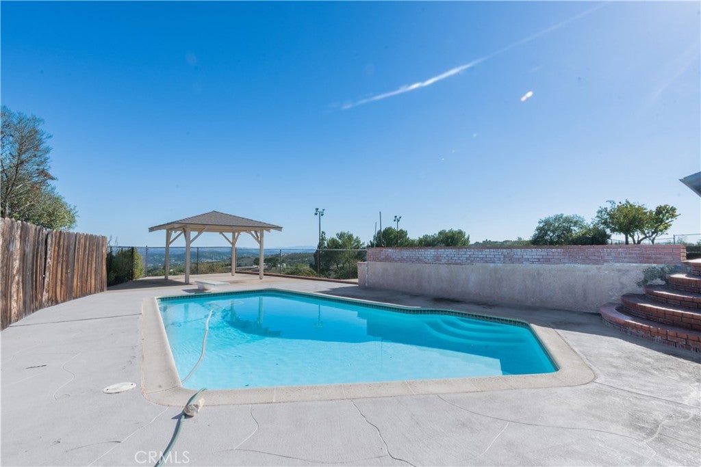 Paso Robles, California, 93446, United States, 3 Bedrooms Bedrooms, ,4 BathroomsBathrooms,Residential,Active,1970943