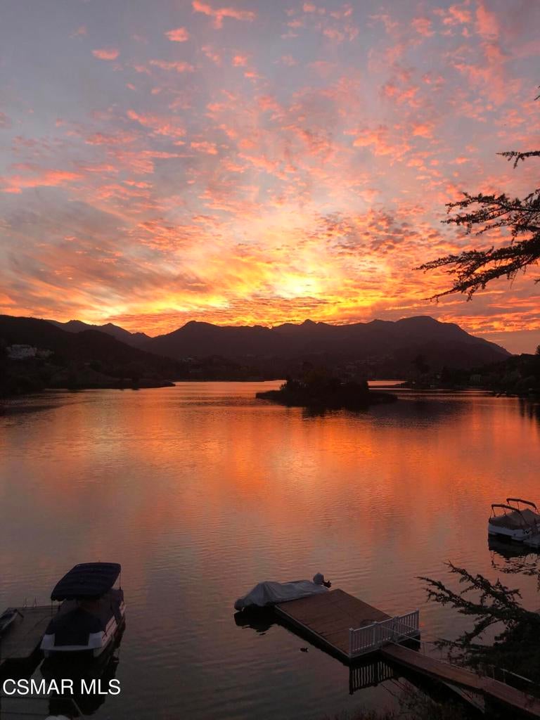 Lake Sherwood, California, 91361, United States, ,4 BathroomsBathrooms,Residential,Active,1820410