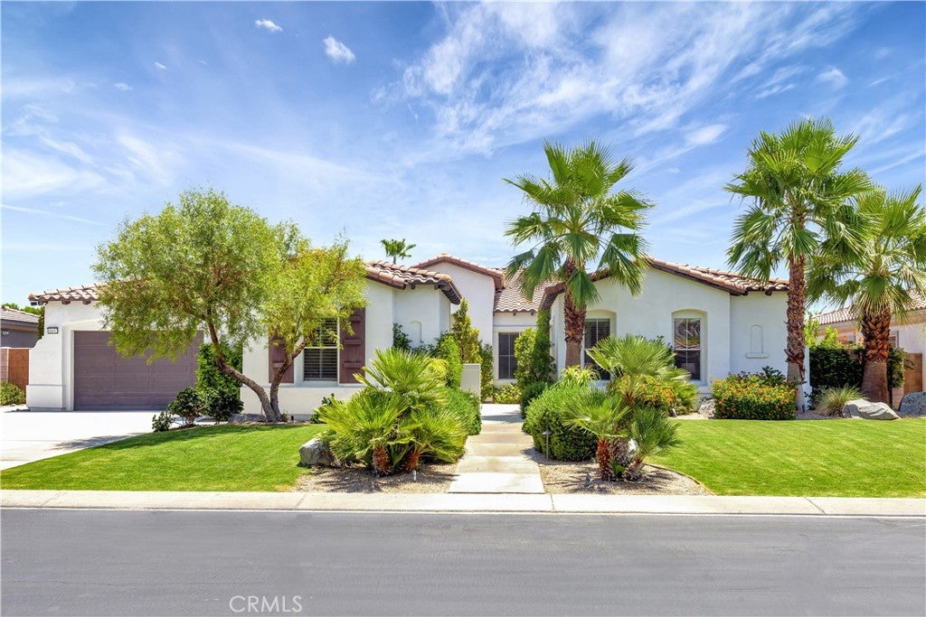 Indio, California, 92201, United States, 6 Bedrooms Bedrooms, ,5 BathroomsBathrooms,Residential,Active,1880350