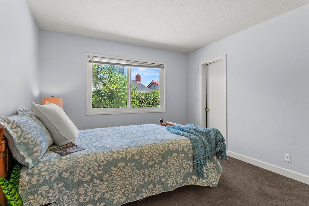 Seal Beach, California, 90740, United States, 4 Bedrooms Bedrooms, ,2 BathroomsBathrooms,Residential,Active,1900161