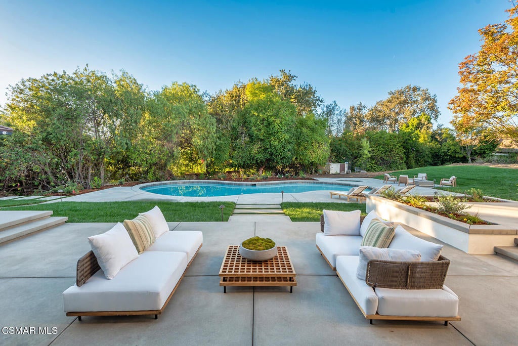 Westlake Village, California, 91362, United States, 5 Bedrooms Bedrooms, ,7 BathroomsBathrooms,Residential,Active,1985560