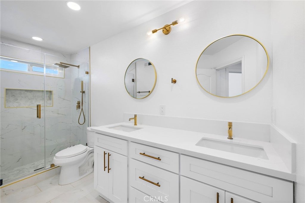 Laguna Niguel, California, 92677, United States, 4 Bedrooms Bedrooms, ,3 BathroomsBathrooms,Residential,Active,1986875