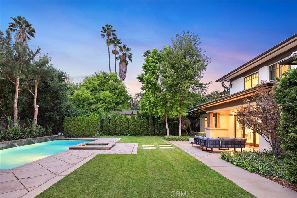 Arcadia, California, 91007, United States, 5 Bedrooms Bedrooms, ,6 BathroomsBathrooms,Residential,Active,1952997