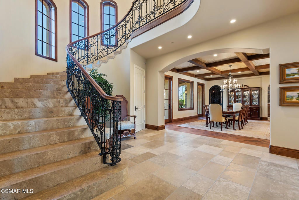 Thousand Oaks, California, 91361, United States, 7 Bedrooms Bedrooms, ,13 BathroomsBathrooms,Residential,Active,1748234
