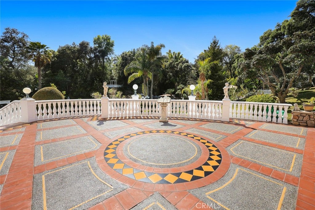 San Marino, California, 91108, United States, 6 Bedrooms Bedrooms, ,6 BathroomsBathrooms,Residential,Active,2008270