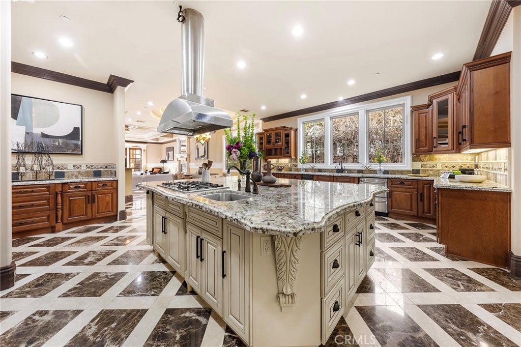 Arcadia, California, 91006, United States, 7 Bedrooms Bedrooms, ,9 BathroomsBathrooms,Residential,Active,1919404