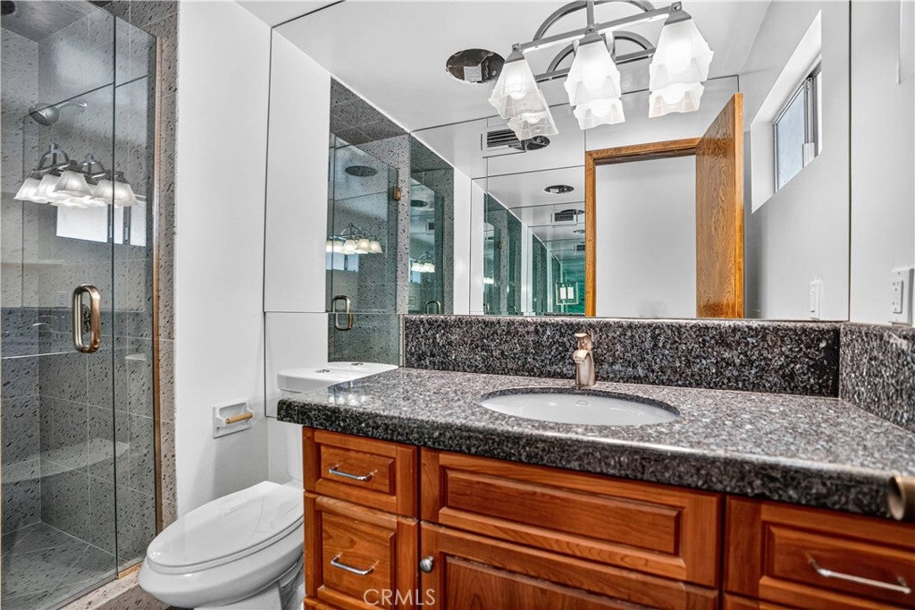 Granada Hills, California, 91344, United States, 5 Bedrooms Bedrooms, ,4 BathroomsBathrooms,Residential,Active,1929698