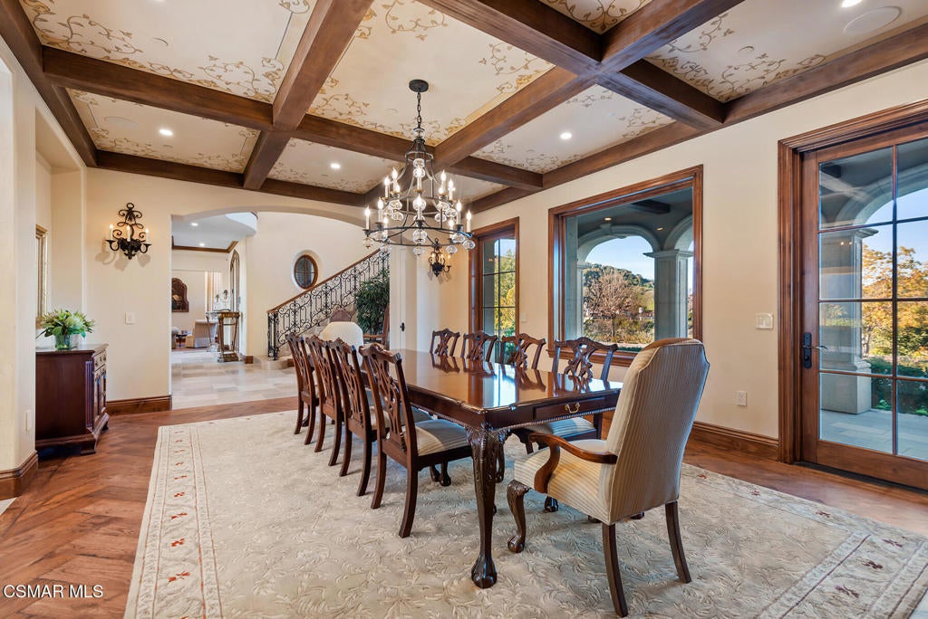 Thousand Oaks, California, 91361, United States, 7 Bedrooms Bedrooms, ,13 BathroomsBathrooms,Residential,Active,1748234