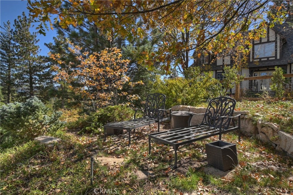 Lake Arrowhead, California, 92352, United States, 4 Bedrooms Bedrooms, ,3 BathroomsBathrooms,Residential,Active,1998581