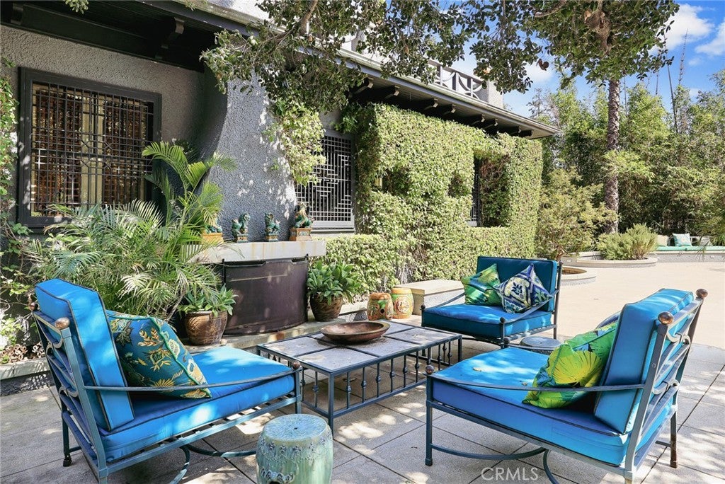 Pasadena, California, 91106, United States, 8 Bedrooms Bedrooms, ,10 BathroomsBathrooms,Residential,Active,1996260