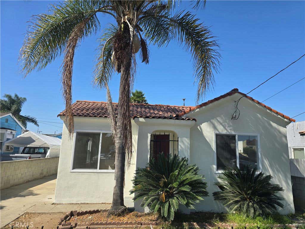 1211 GULF AVE, WILMINGTON, CA 90744, photo 1 of 5