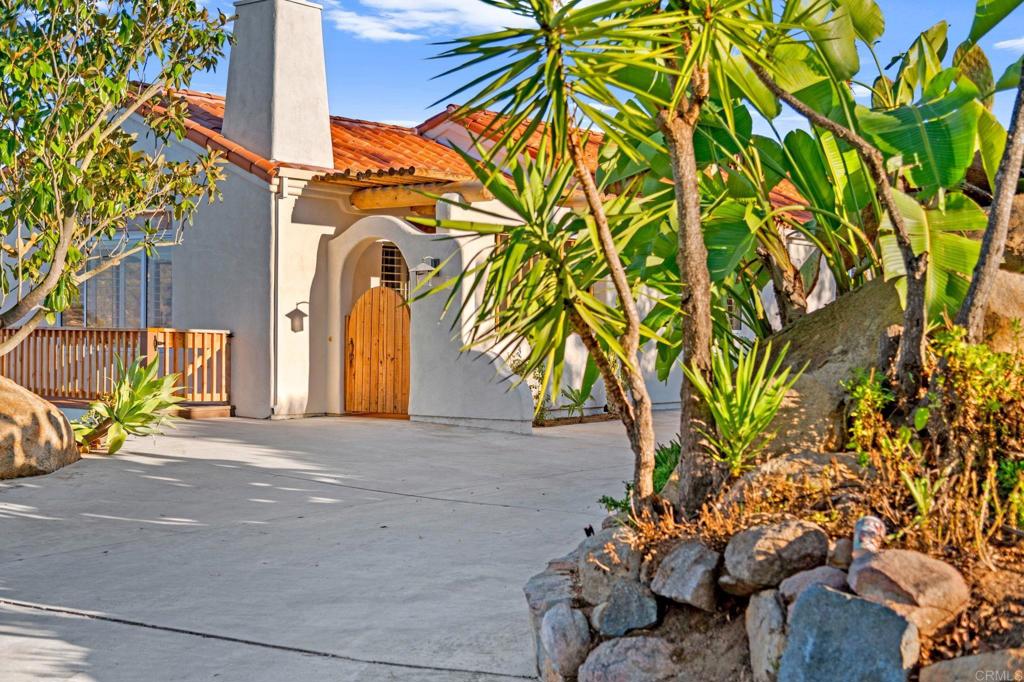 Escondido, California, 92026, United States, 3 Bedrooms Bedrooms, ,2 BathroomsBathrooms,Residential,Active,1972147