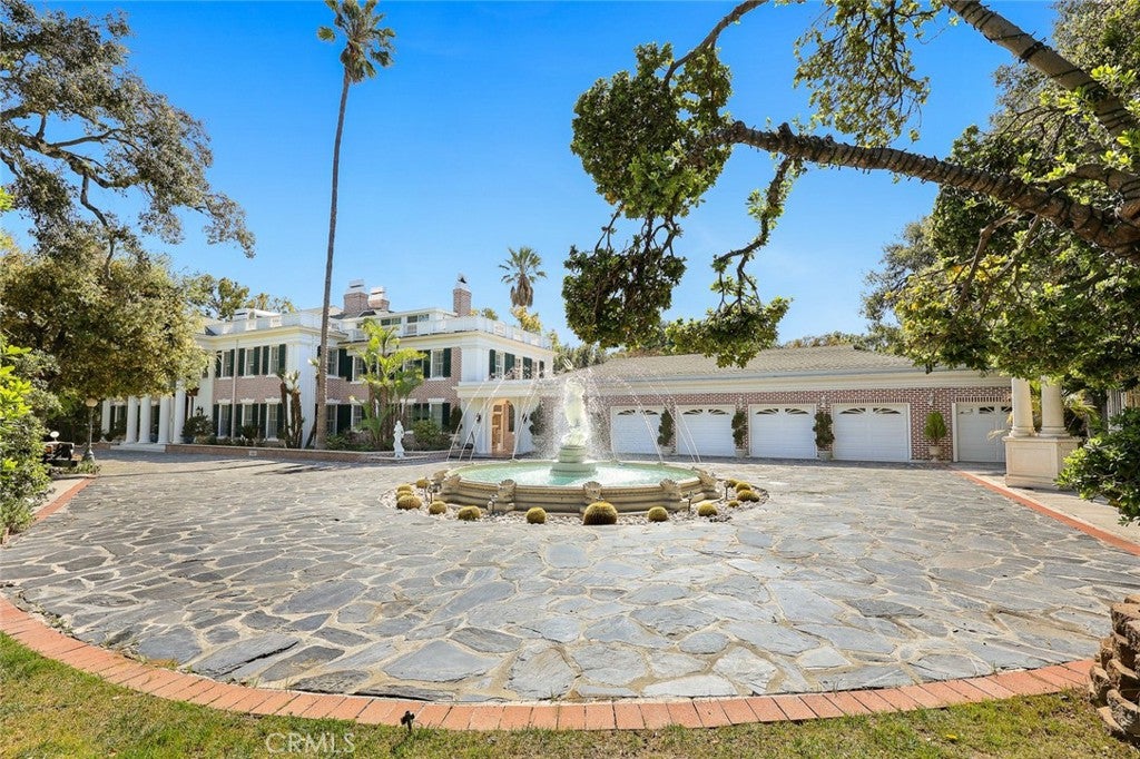 San Marino, California, 91108, United States, 6 Bedrooms Bedrooms, ,6 BathroomsBathrooms,Residential,Active,2008270