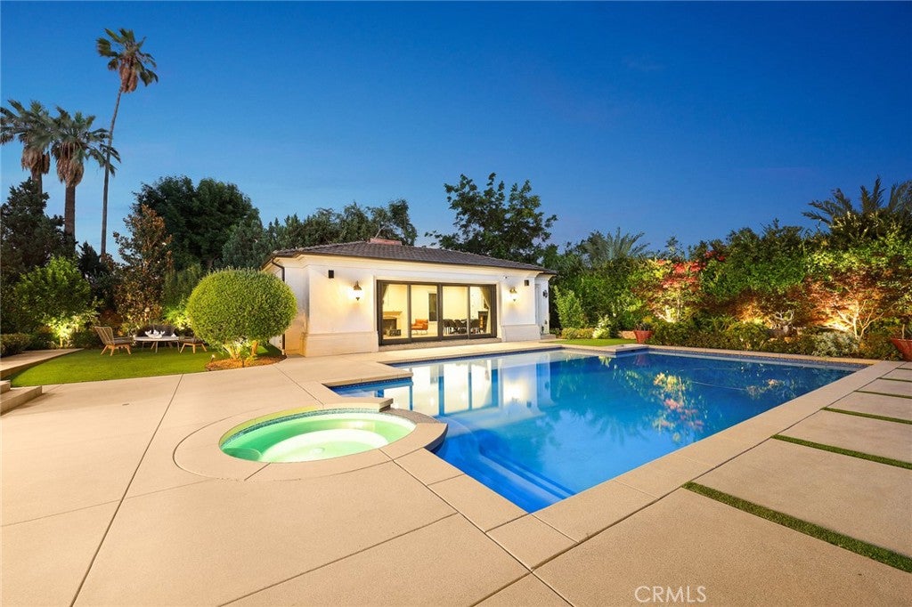 Arcadia, California, 91007, United States, 6 Bedrooms Bedrooms, ,7 BathroomsBathrooms,Residential,Pending,1898195