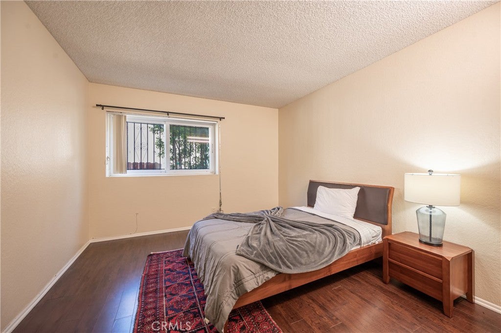 Burbank, California, 91501, United States, 5 Bedrooms Bedrooms, ,5 BathroomsBathrooms,Residential,Active,1943797