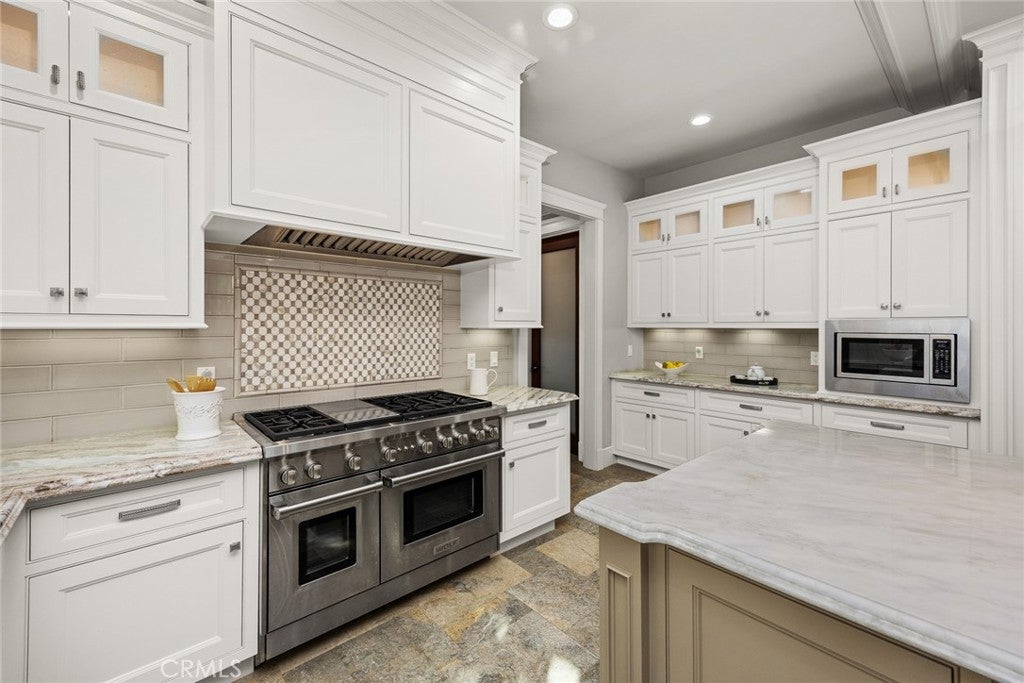 Arcadia, California, 91007, United States, 5 Bedrooms Bedrooms, ,6 BathroomsBathrooms,Residential,Active,1952997