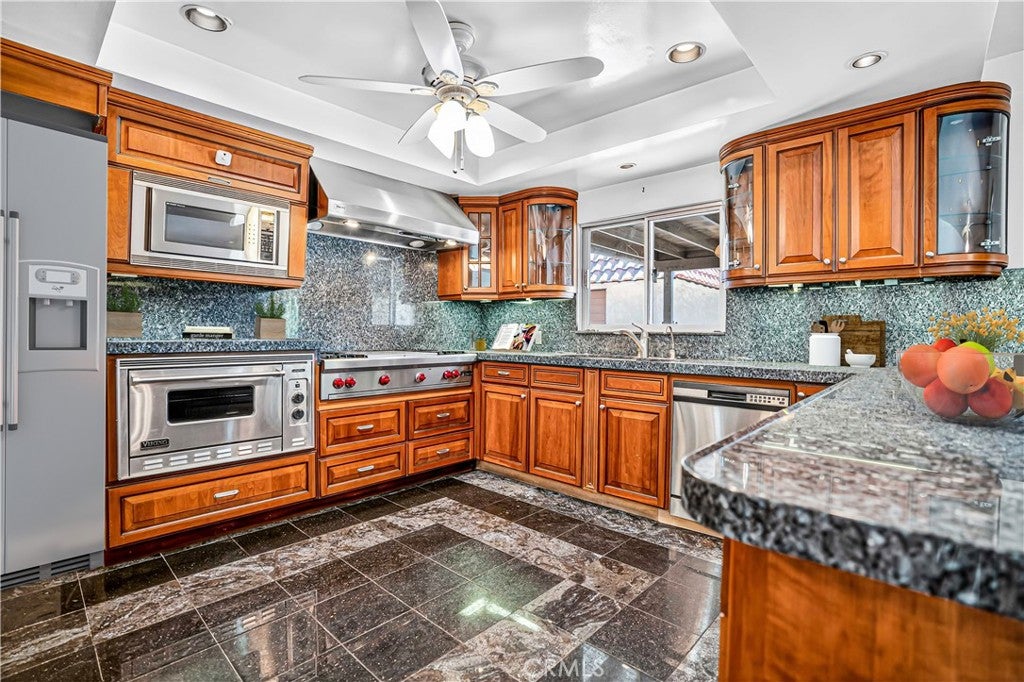 Granada Hills, California, 91344, United States, 5 Bedrooms Bedrooms, ,4 BathroomsBathrooms,Residential,Active,1929698