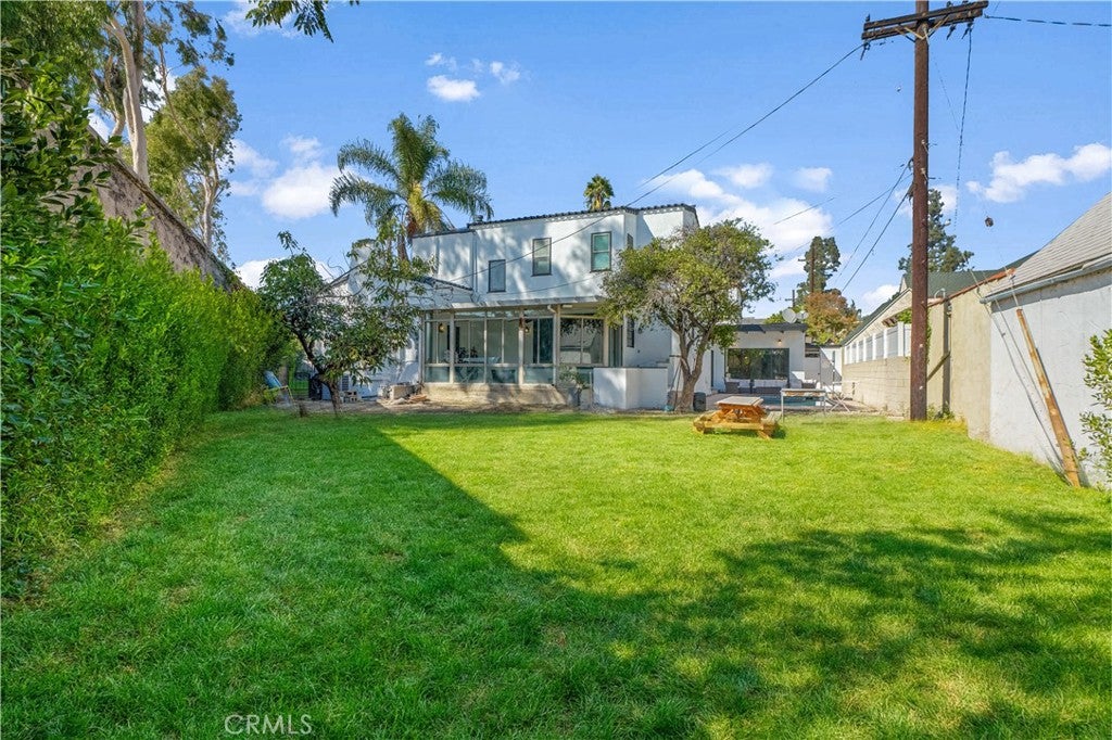 Glendale, California, 91206, United States, 4 Bedrooms Bedrooms, ,3 BathroomsBathrooms,Residential,Active,1963262