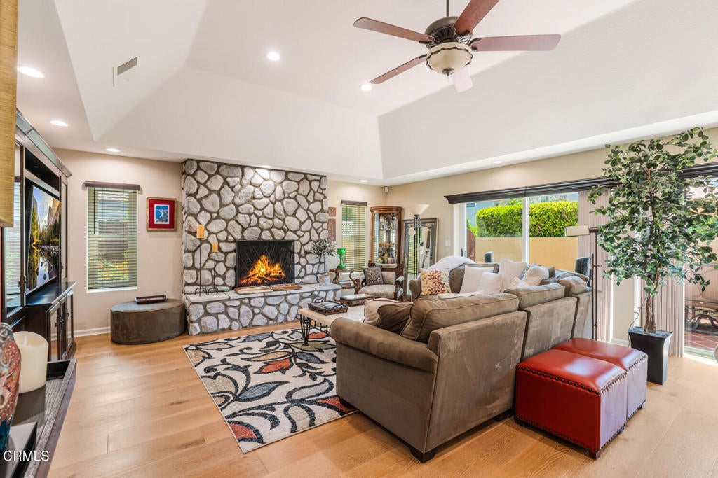 Oxnard, California, 93035, United States, 5 Bedrooms Bedrooms, ,4 BathroomsBathrooms,Residential,Active,1899886