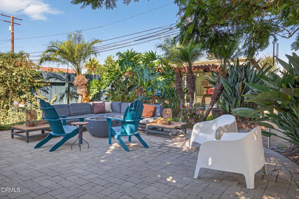 Oxnard, California, 93030, United States, 5 Bedrooms Bedrooms, ,2 BathroomsBathrooms,Residential,Active,1985561