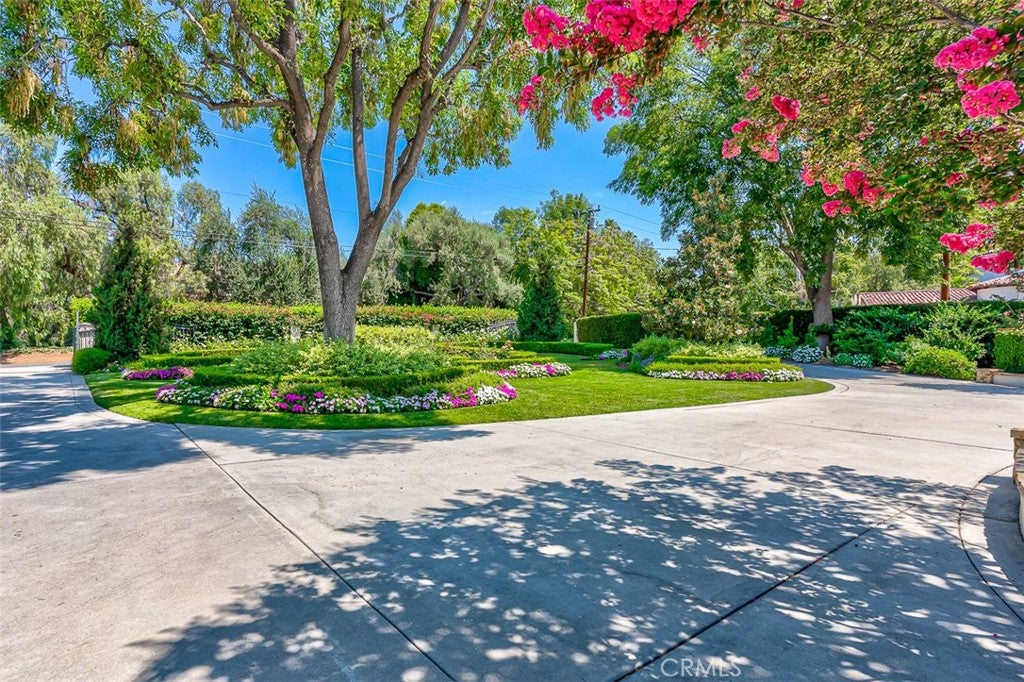 Fullerton, California, 92835, United States, 4 Bedrooms Bedrooms, ,3 BathroomsBathrooms,Residential,Active,1894565