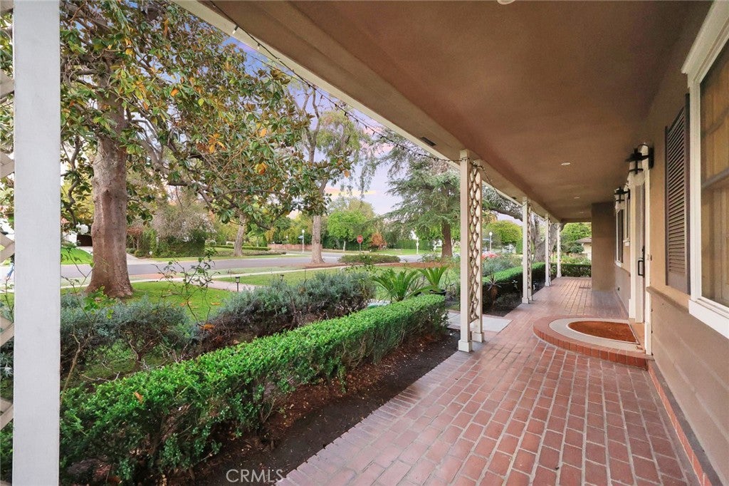 San Marino, California, 91108, United States, 4 Bedrooms Bedrooms, ,5 BathroomsBathrooms,Residential,Active,1999944