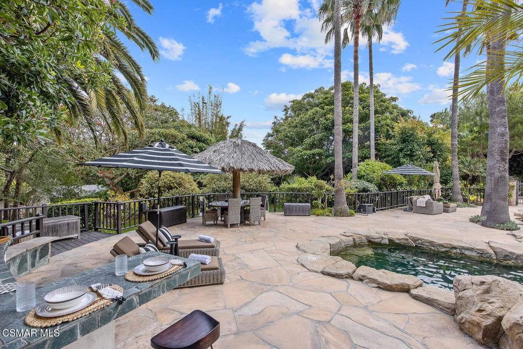 Malibu, California, 90265, United States, 4 Bedrooms Bedrooms, ,5 BathroomsBathrooms,Residential,Active,1892428