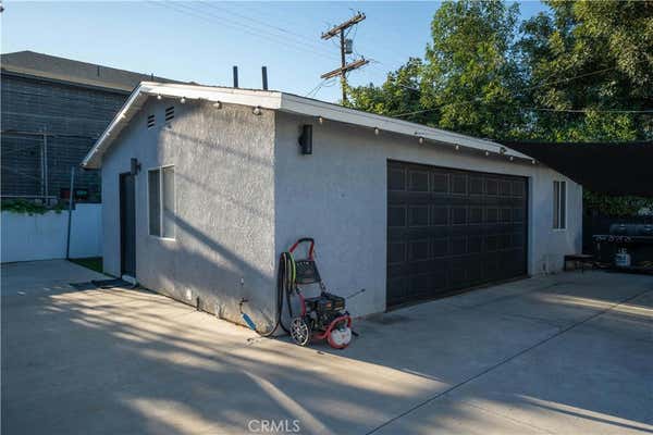 7235 YARMOUTH AVE, RESEDA, CA 91335, photo 4 of 25