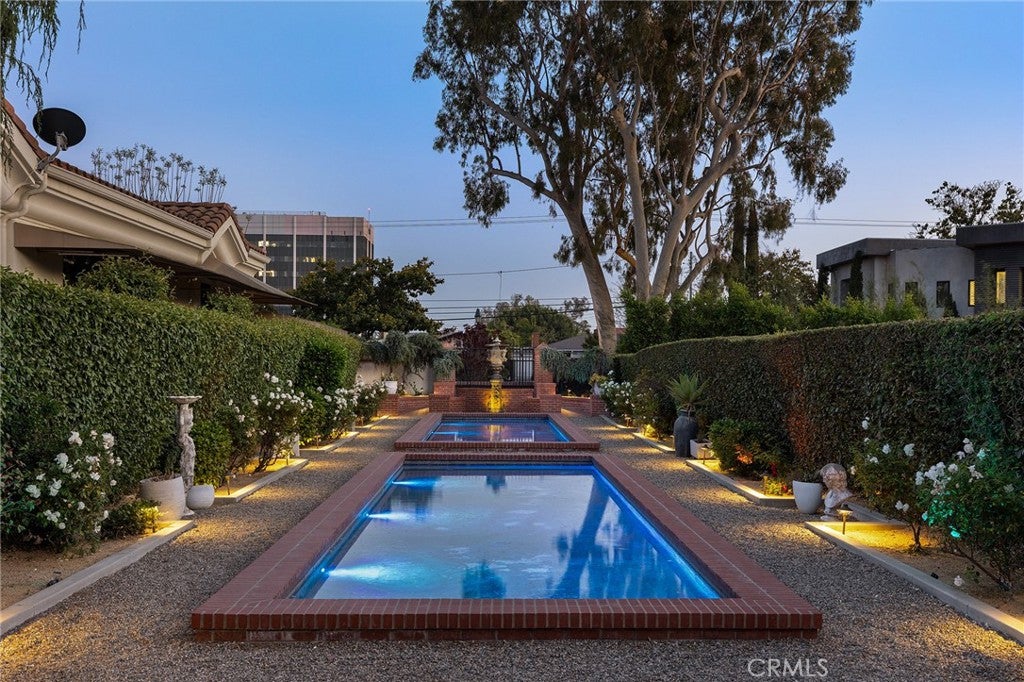 Long Beach, California, 90807, United States, ,7 BathroomsBathrooms,Residential,Active,1824496