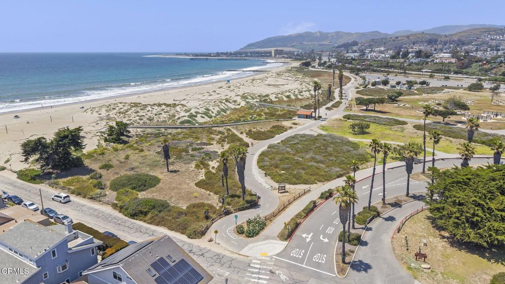 Ventura, California, 93001, United States, ,3 BathroomsBathrooms,Residential,Active,1829931