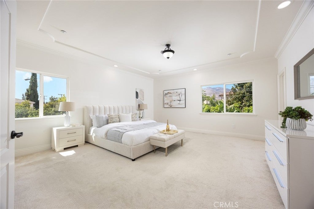 Arcadia, California, 91007, United States, 4 Bedrooms Bedrooms, ,5 BathroomsBathrooms,Residential,Active,1990019