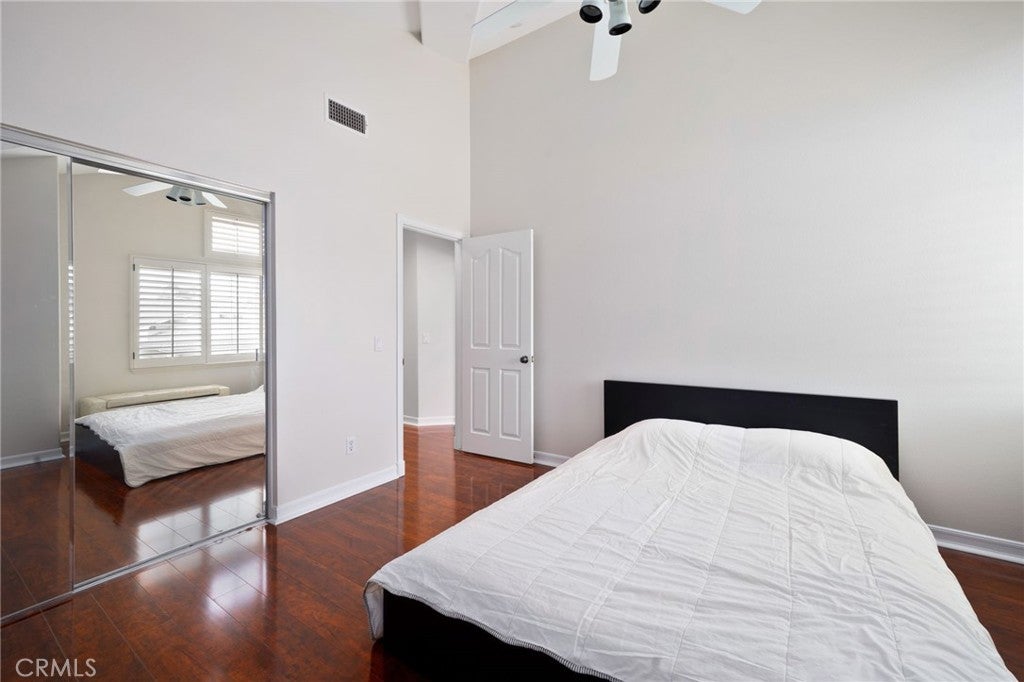 Cypress, California, 90630, United States, 4 Bedrooms Bedrooms, ,4 BathroomsBathrooms,Residential,Active,1945840