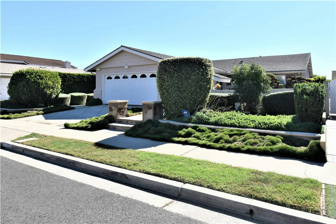 Seal Beach, California, 90740, United States, ,2 BathroomsBathrooms,Residential,Pending,1702937