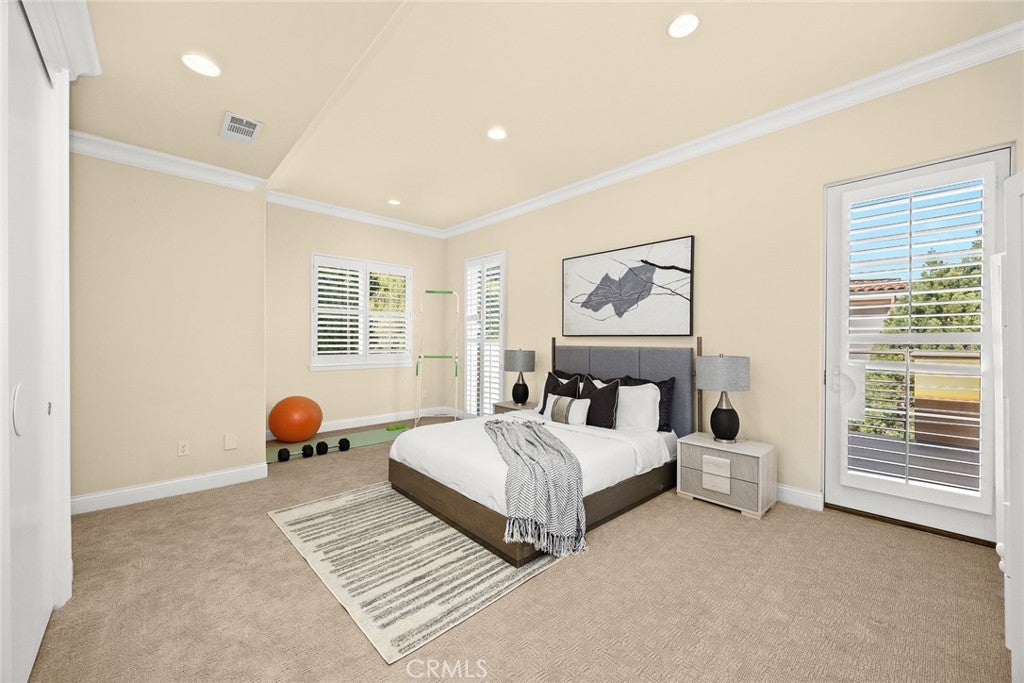 South Pasadena, California, 91030, United States, 4 Bedrooms Bedrooms, ,5 BathroomsBathrooms,Residential,Active,1968417