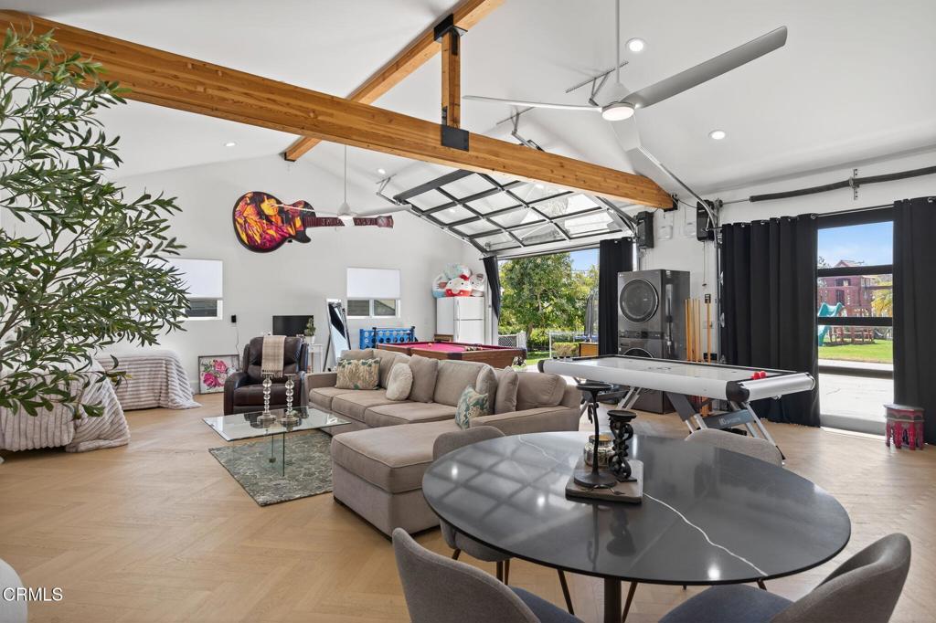 Camarillo, California, 93010, United States, 5 Bedrooms Bedrooms, ,5 BathroomsBathrooms,Residential,Active,1914579