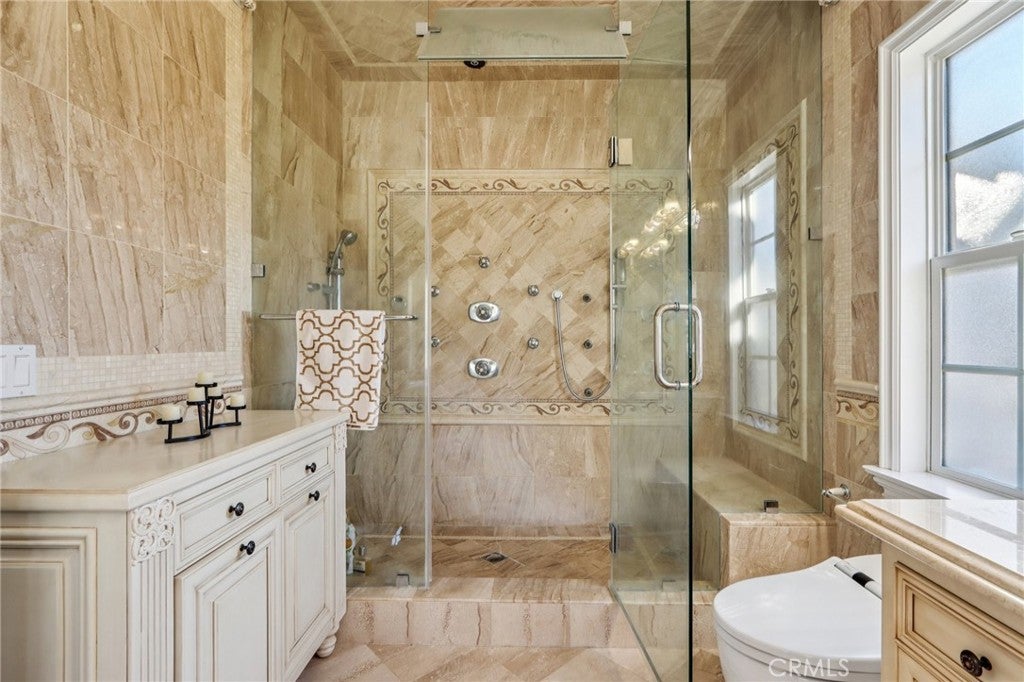 Arcadia, California, 91007, United States, 6 Bedrooms Bedrooms, ,7 BathroomsBathrooms,Residential,Active,2001357