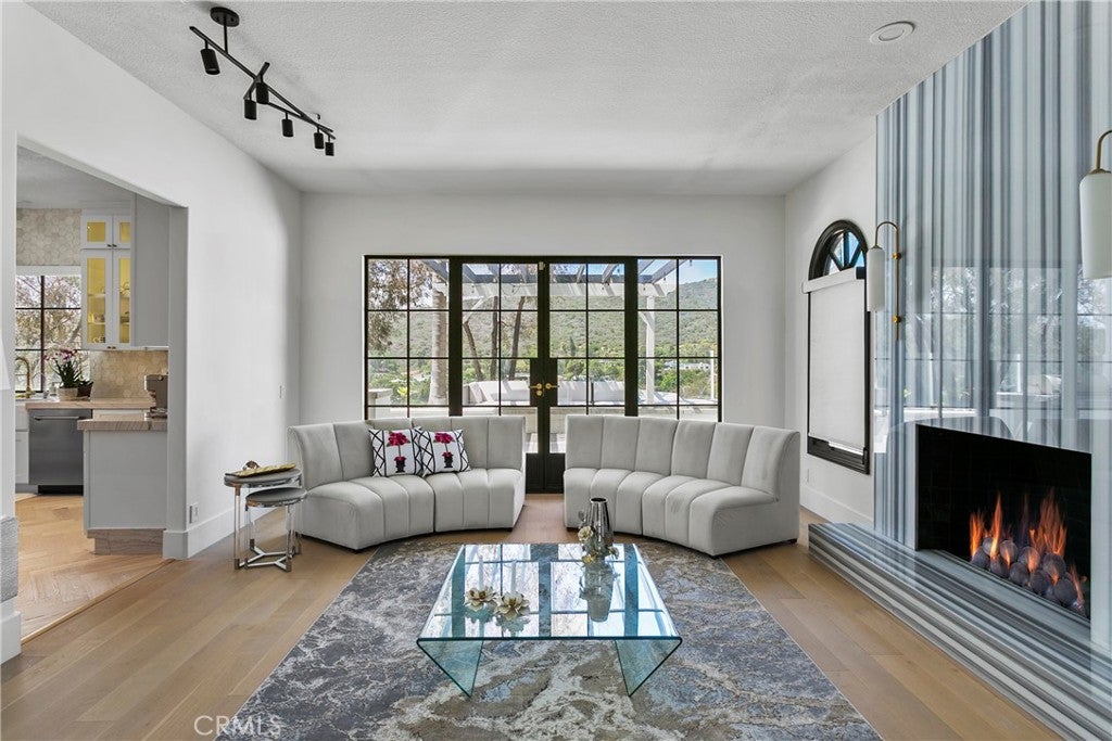 Laguna Niguel, California, 92677, United States, 4 Bedrooms Bedrooms, ,5 BathroomsBathrooms,Residential,Active,1986900