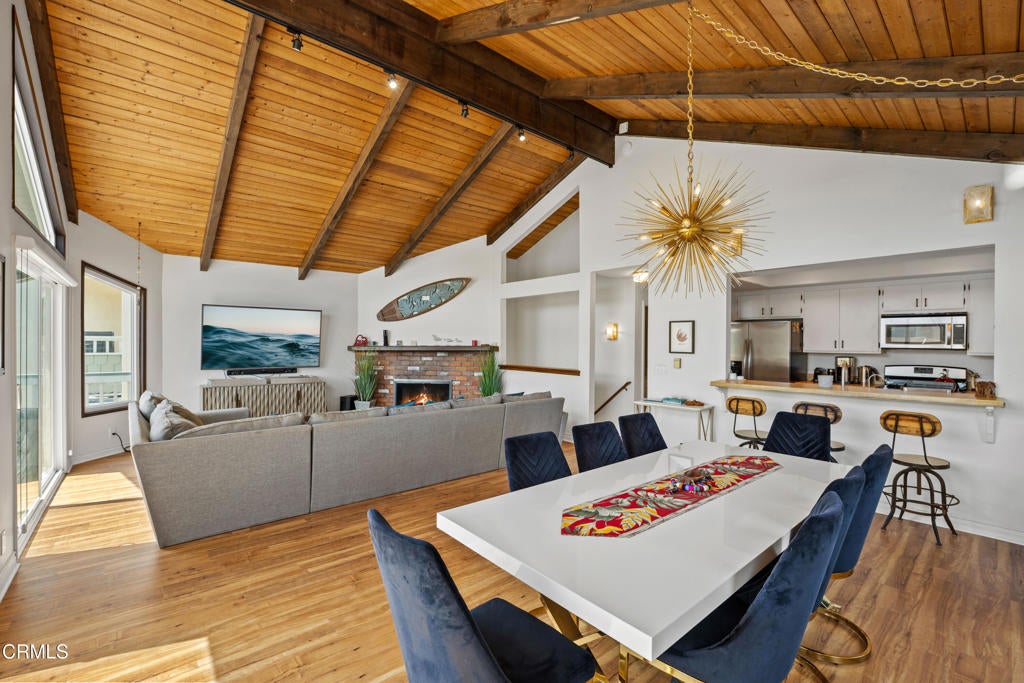 Oxnard, California, 93035, United States, 4 Bedrooms Bedrooms, ,2 BathroomsBathrooms,Residential,Active,2007278