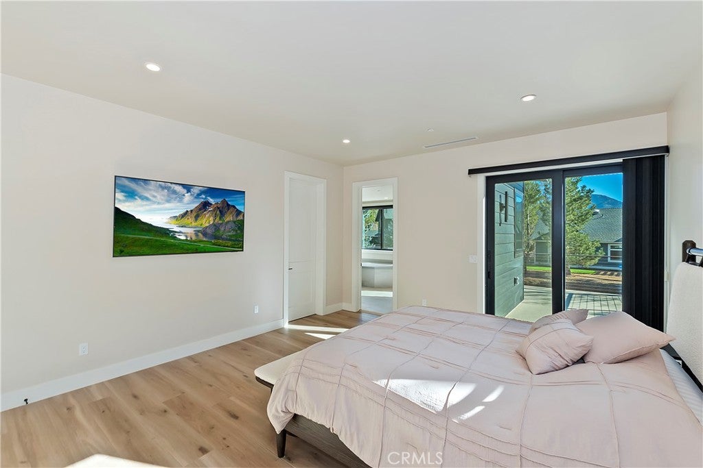 Big Bear Lake, California, 92315, United States, 5 Bedrooms Bedrooms, ,6 BathroomsBathrooms,Residential,Active,1988470