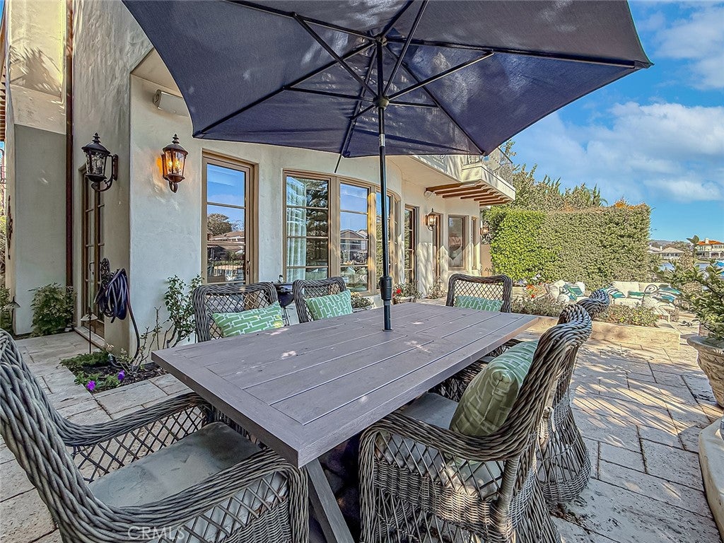 Westlake Village, California, 91361, United States, 3 Bedrooms Bedrooms, ,4 BathroomsBathrooms,Residential,Active,1985851