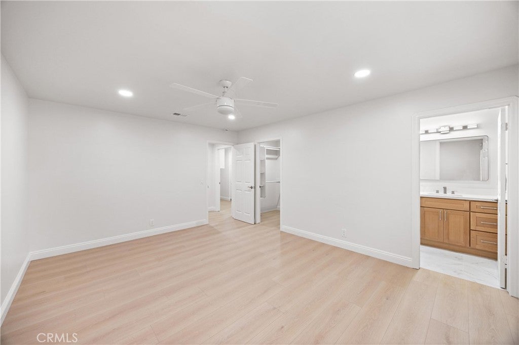 Downey, California, 90242, United States, 7 Bedrooms Bedrooms, ,6 BathroomsBathrooms,Residential,Contingent,1829948