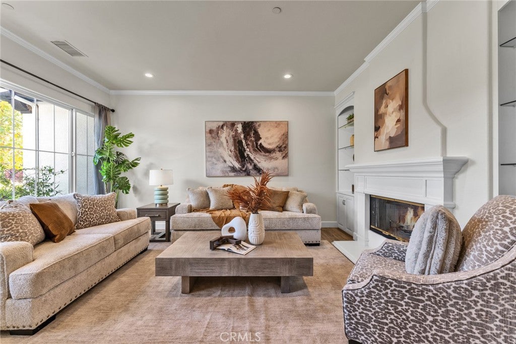 Claremont, California, 91711, United States, 5 Bedrooms Bedrooms, ,4 BathroomsBathrooms,Residential,Active,2010578