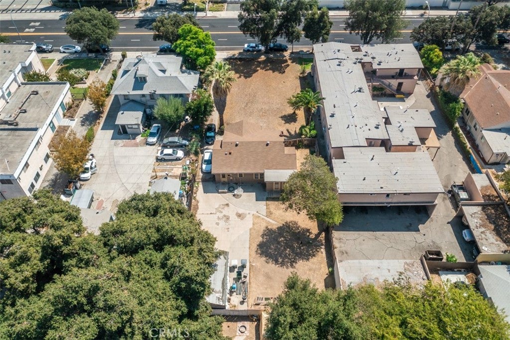 Pasadena, California, 91103, United States, 2 Bedrooms Bedrooms, ,2 BathroomsBathrooms,Residential,Active,2007959