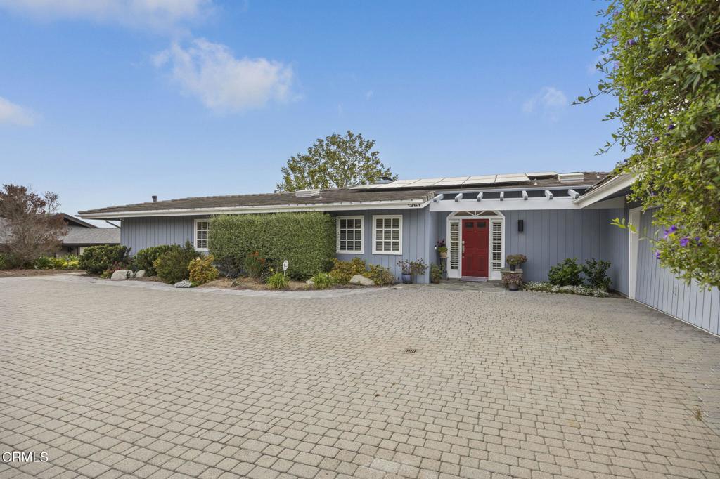 Camarillo, California, 93010, United States, 4 Bedrooms Bedrooms, ,4 BathroomsBathrooms,Residential,Active,1853313