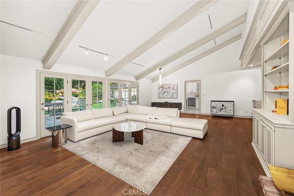 Arcadia, California, 91006, United States, 5 Bedrooms Bedrooms, ,6 BathroomsBathrooms,Residential,Active,1907985